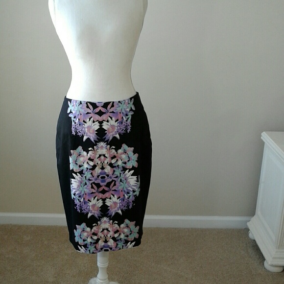Mossimo Dresses & Skirts - Woman's pencil skirt Mossimo sz 14, black